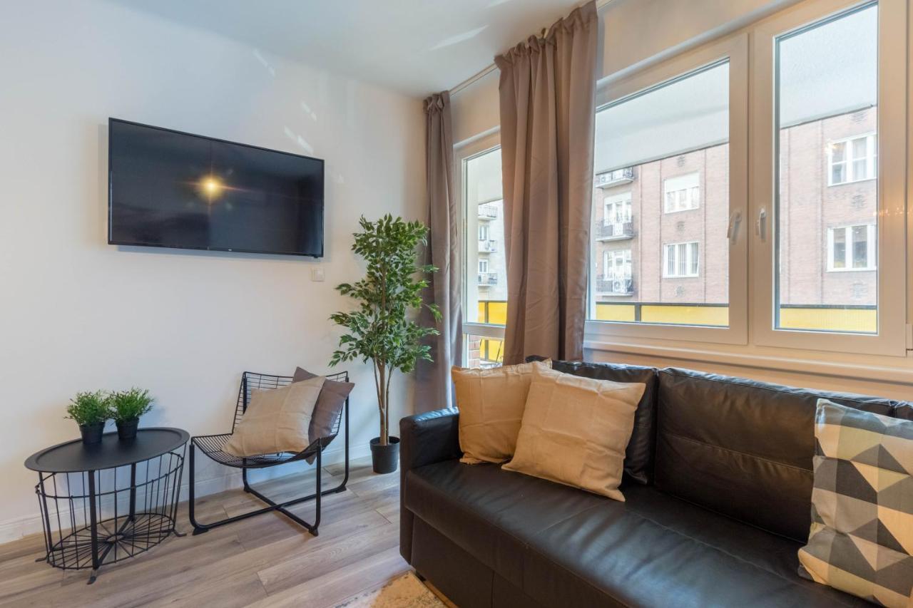 Standard Apartment By Hi5 - Madach Budapest Exterior photo